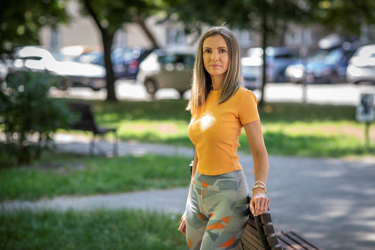 Chrbticu mala vybocenu o 90 stupnov nemohla spat