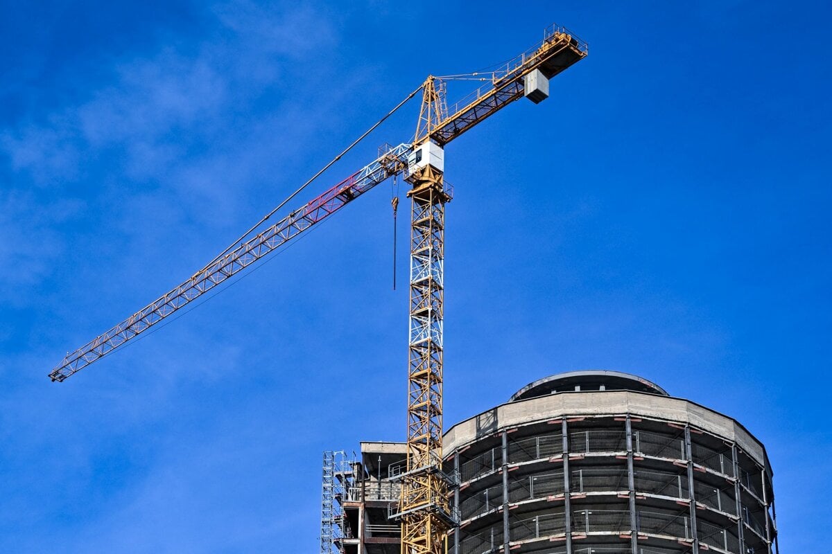 Kontrolori posudzuju dokumentaciu rekonstrukcie Kukurice