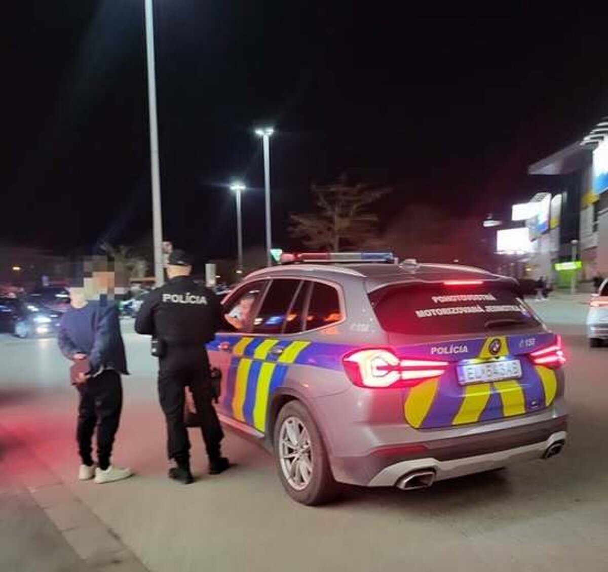 Nelegalny tuningovy zraz v Trnave policia rozohnala