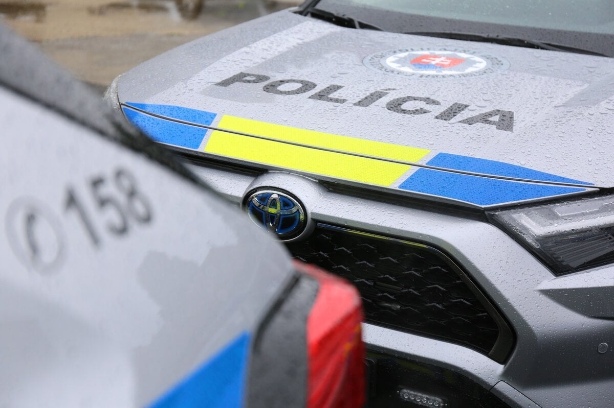 V Bratislave v noci pobodali tinedzera utocnik usiel