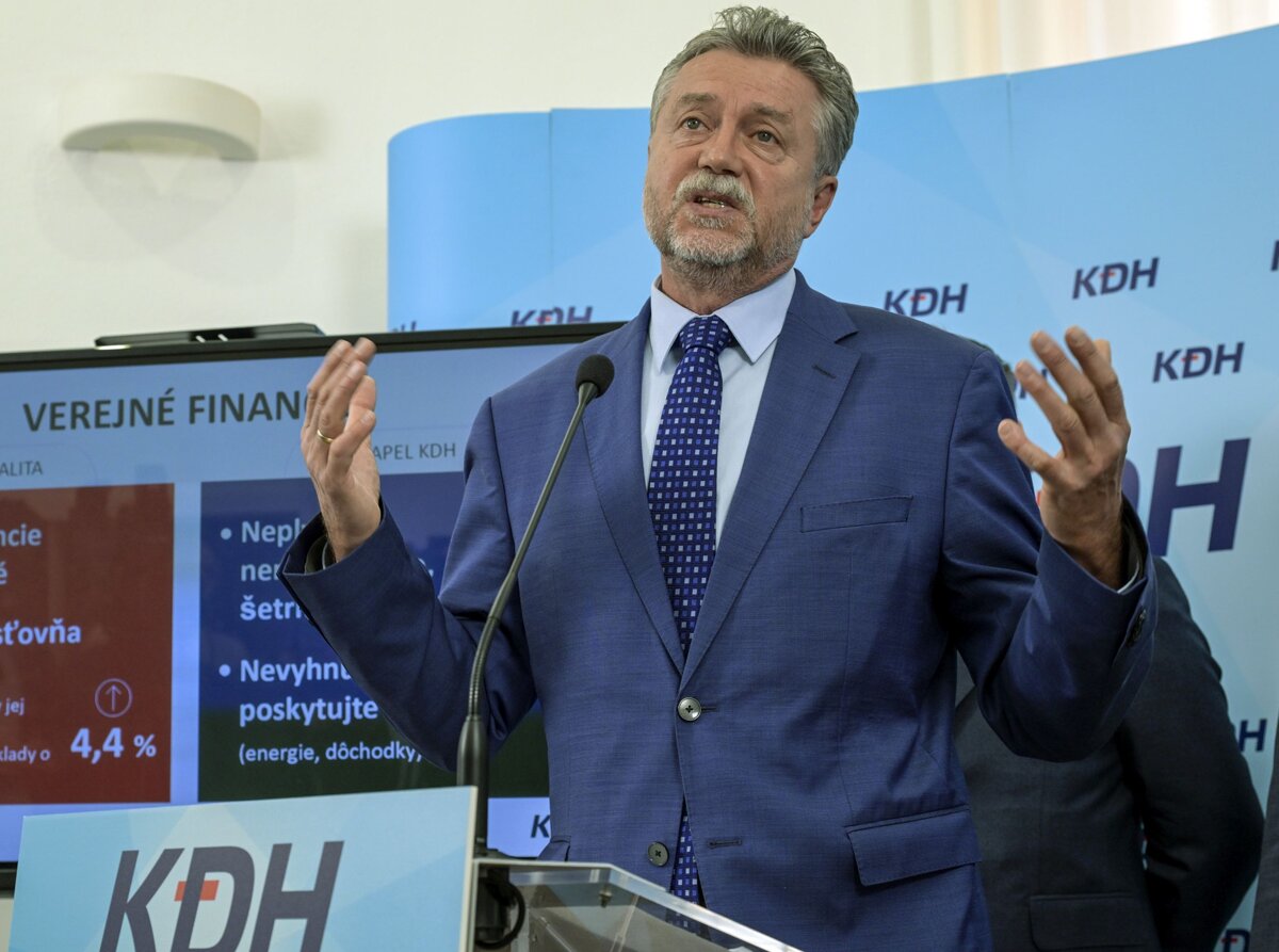 Vlada iba sermuje danami ceny potravin rastu tvrdi KDH