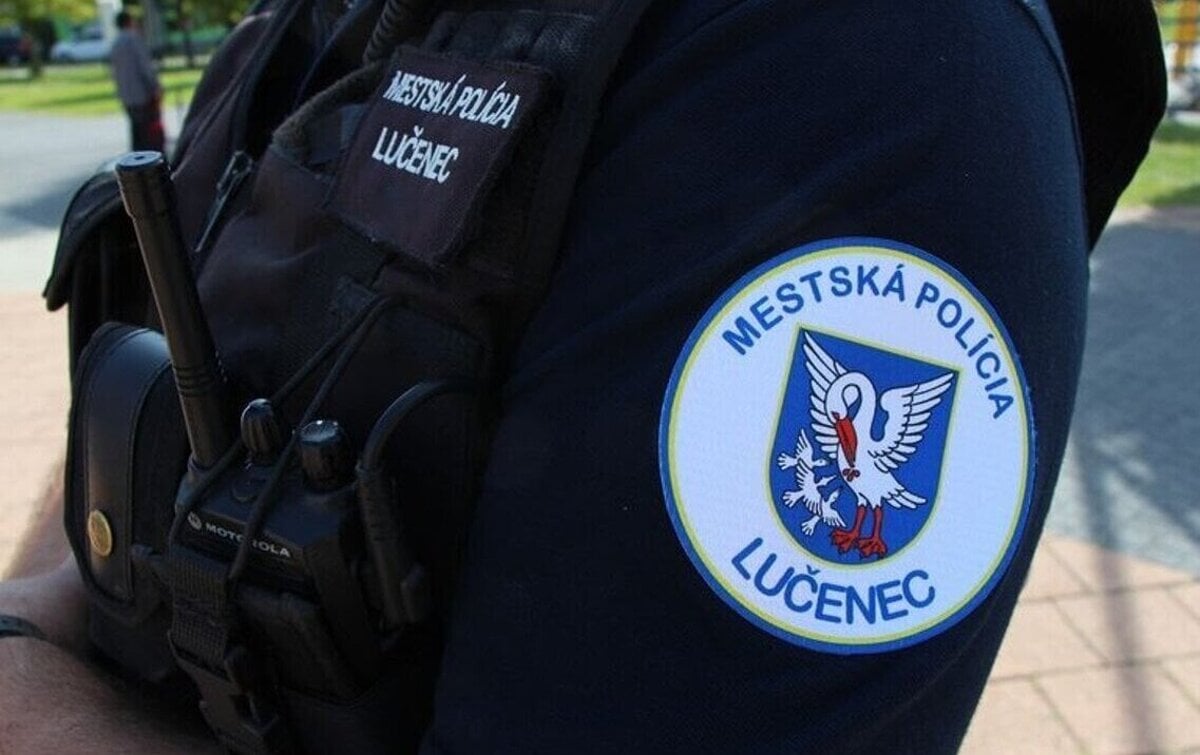 Mesto preverilo utok na advokata tvrdi policajt