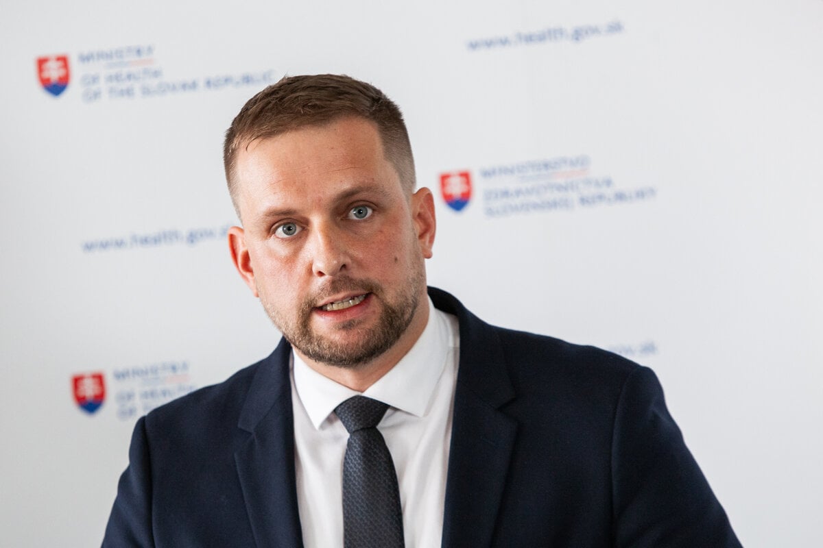 Sasko pripusta kontroverzie Danka s Ficom neveri