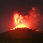 Sopka na vychode Indonezie opat vybuchla