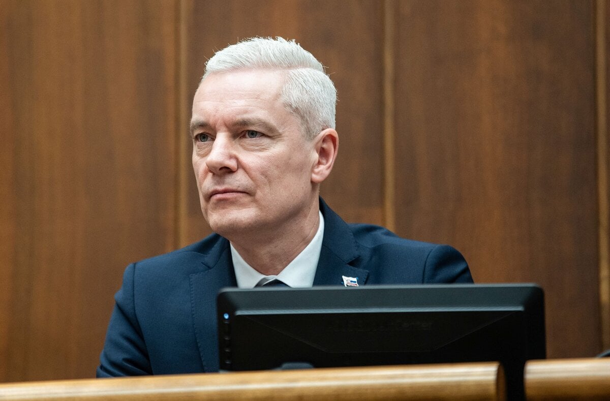 Ferencak vyzyva na podporu navrhov do parlamentu