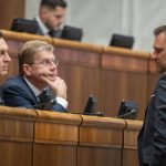 Koalicia opat presunula odvolavania obvinuje opoziciu