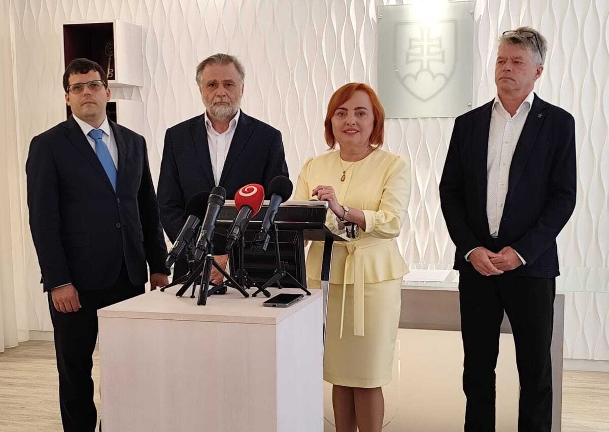 Mesta na hornej Nitre pridu o elektrobusy