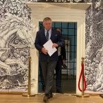 Trenuju v zahranici sankarska draha schatrala vlada chce novu