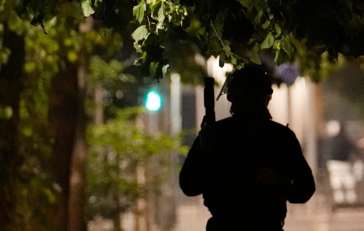 Utoknik na juhu Francuzska zranil ucitelku a studenta