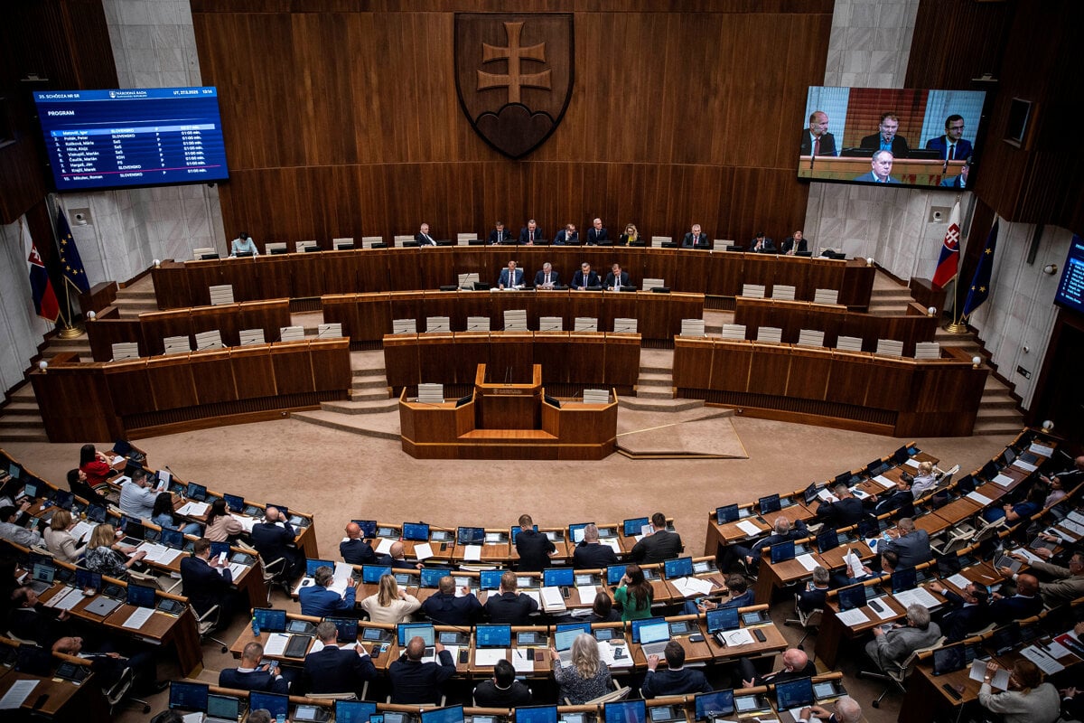 V utorok sa zacina prva riadna schodza