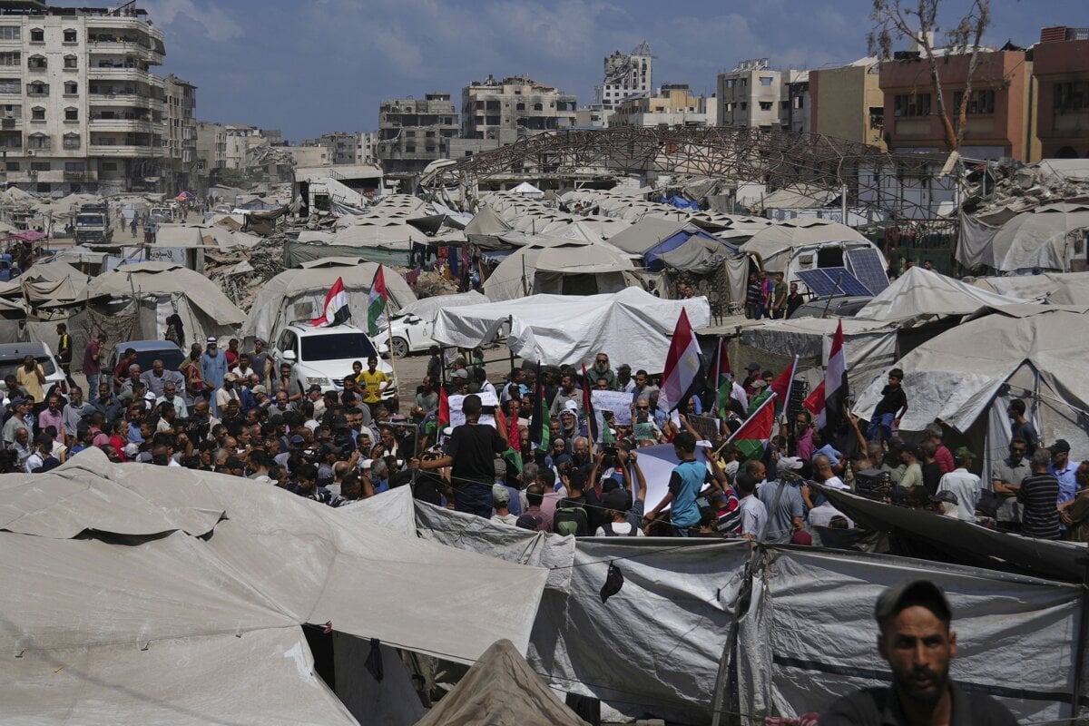 Vietor prinutil flotilu s humanitarnou pomocou vratit sa do Barcelony