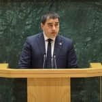 Gruzinsk vladna strana poziada sud o zakaz troch opozicnych stran