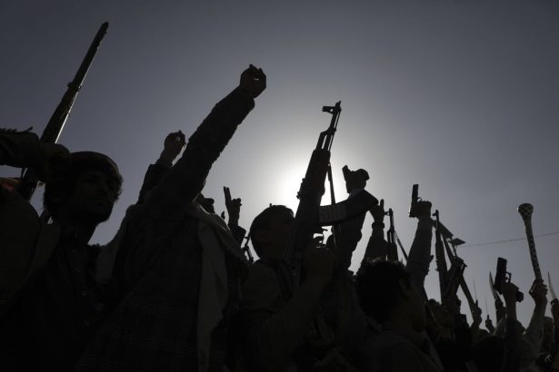 Iranom podporovani jemenski povstalci zadrziavaju 20 zamestnancov OSN