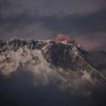 Okolie Mount Everestu je zatvorene po snezeni