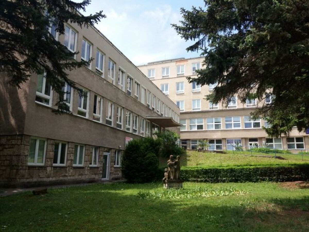 Riaditelia zupnych nemocnic v Trencine odstupili