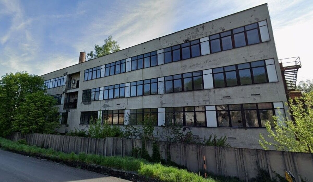 Sokujuci nalez smrtiacich bojovych latok vyvolal zdesenie