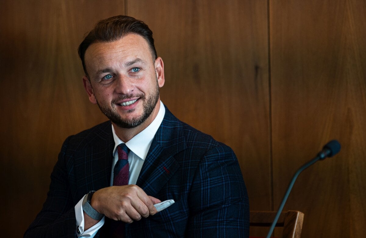 Sutaj Estok je pripraveny na debatu o trestani recidivistov