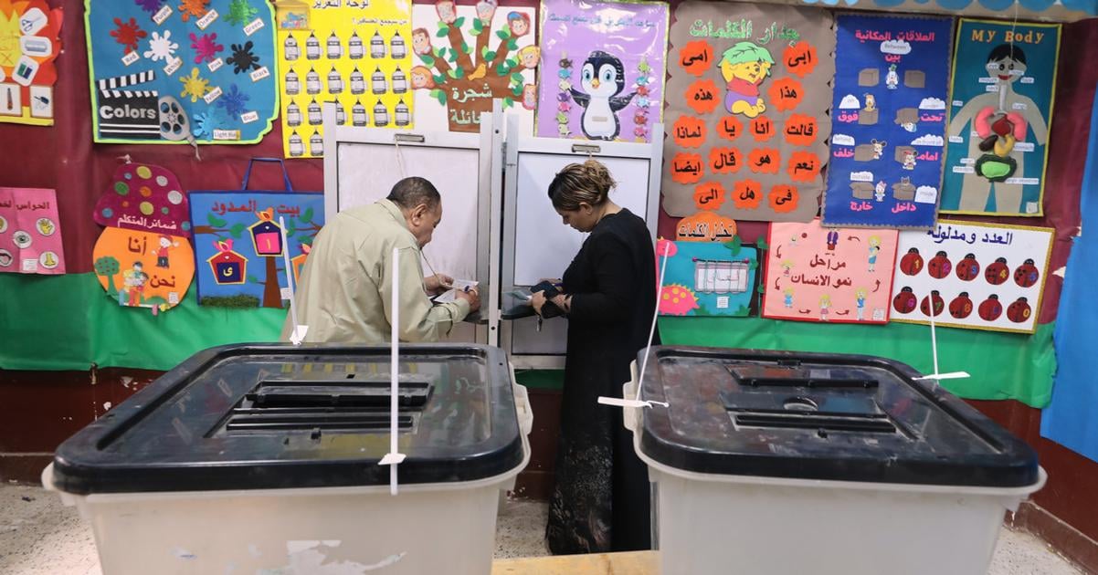 Egypt anuloval hlasy v parlamentnych volbach vo vyse stvrtine obvodov