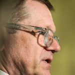 KMEC Podpredseda vlady vyvodzuje zodpovednost aby ochranil meno strany Hlas SD a slovenskeho priemyslu