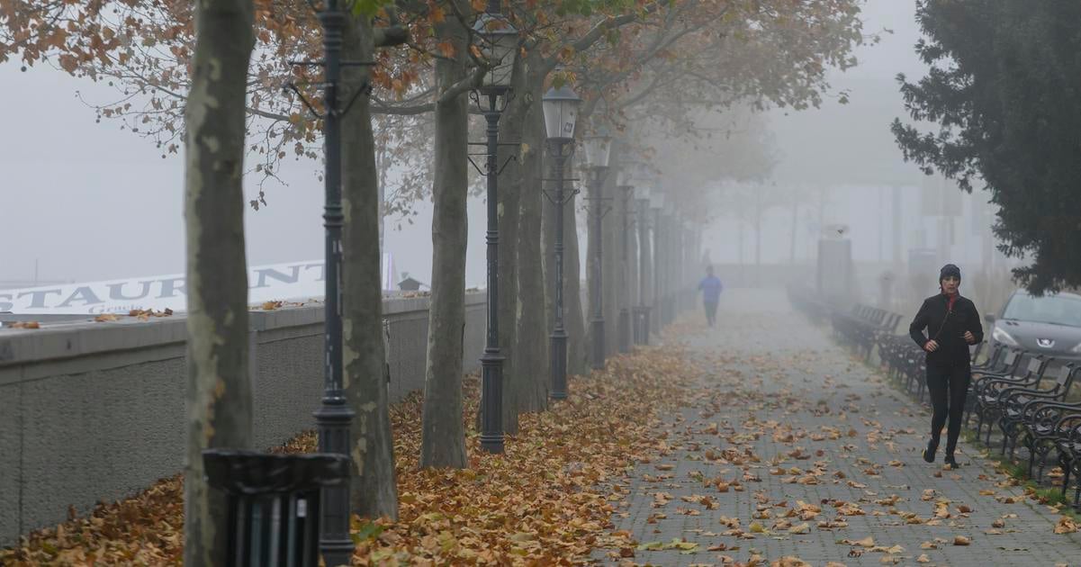 Na celom uzemi Slovenska si treba davat pozor na hmlu