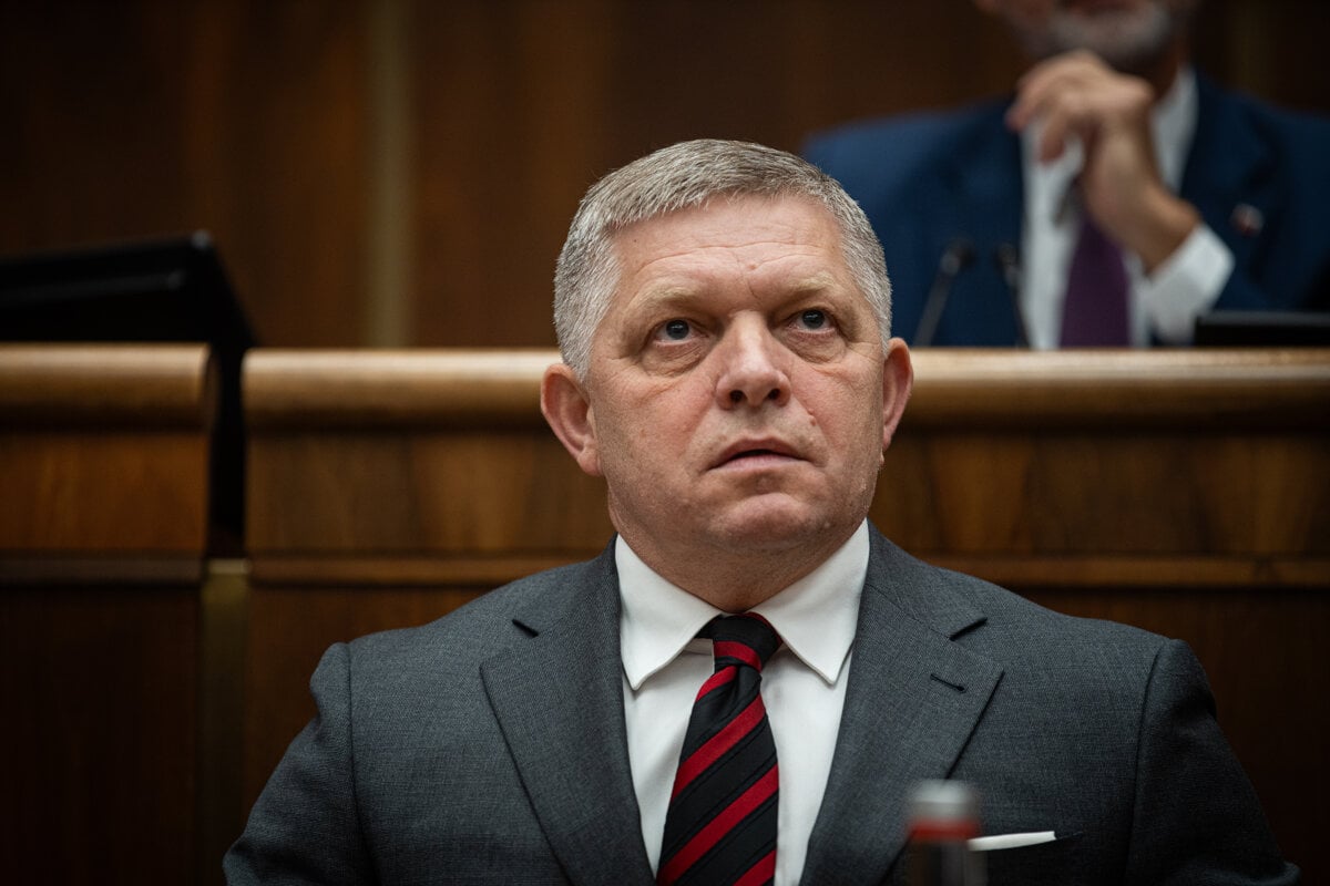 Narazky na Putina a zradcu Ficovi napisali odkaz