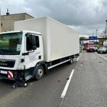 Nehoda troch aut Hlavny tah cez Zilinu neprejazdny