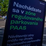 Obyvatelia Mlynarovicovej ulice v Petrzalke kritizuju PAAS mestu podali podnety