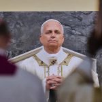 Papez nalieha na prevenciu zneuzivania v Taliansku