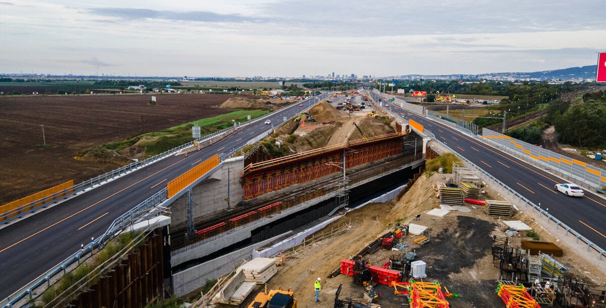 Prace na D1 pri Bratislave pokracuju v novembri budu dalsie uzavery