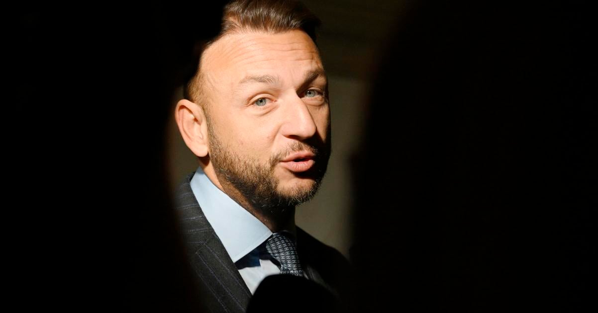 Sutaj Estok chce zrusit Urad na ochranu oznamovatelov korupcie