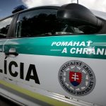 Utocil na dvojrocne dieta nozom policia zadrzala