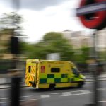 Britania celi vlne superchripky hrozi aj strajk lekarov