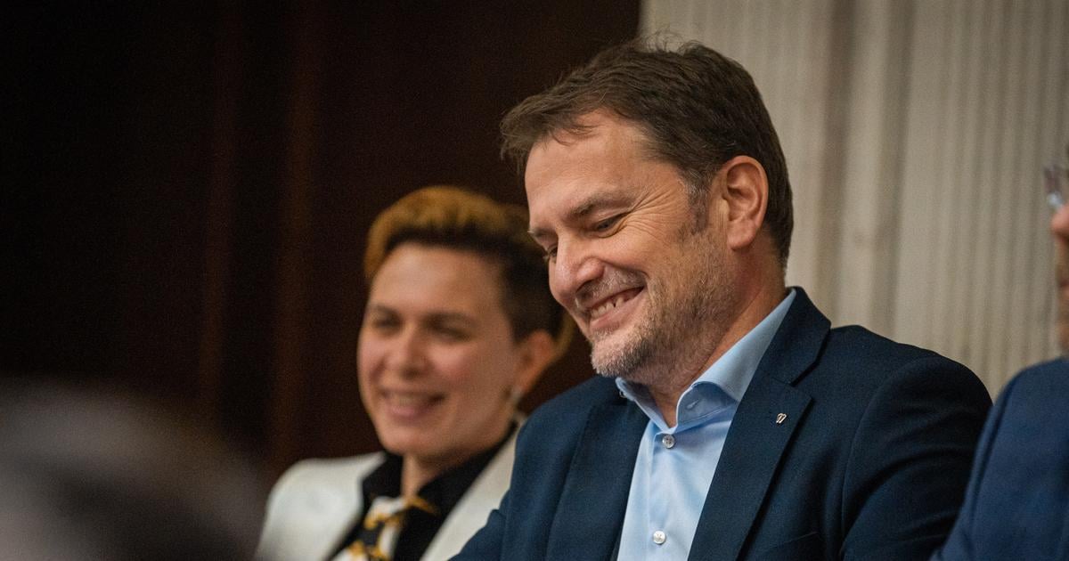 HNUTIE SLOVENSKO Pozrati poslanci hlasuju o osudoch ludi vyhlasil Matovic ktory aj nadalej bojuje za povinne kontroly alkoholu a drog v parlamente