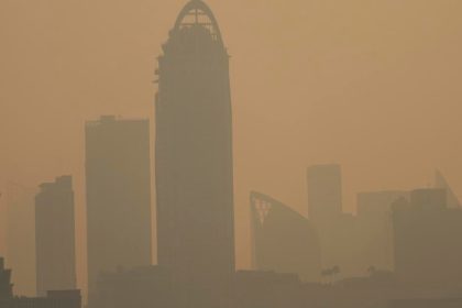 Hlavne mesto Vietnamu sa tyzden dusi v smogu