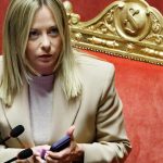 Meloniova a pat premierov ziada povolit hybridy a biopaliva