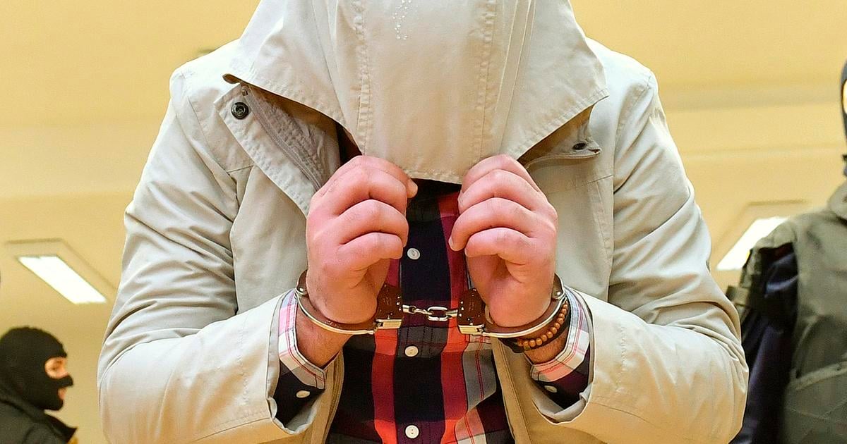 Patdesiatnik obvineny za obnazovanie na verejnosti