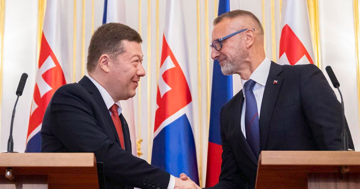 Rasi Navsteva T Okamuru na Slovensku je restartom cesko slovenskych vztahov