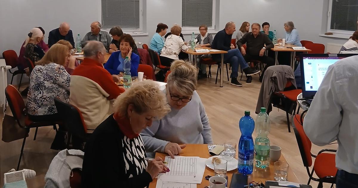 Seniori z okresu Partizanske si precvicuju vedomosti