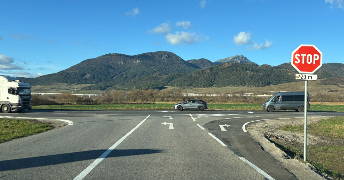 Sliacania roky riskovali teraz maju pruh