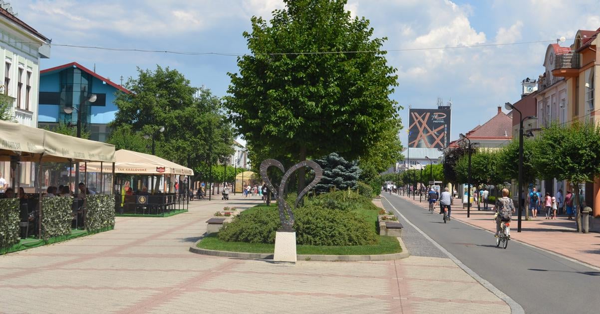 V Humennom nestastnu pripomina tabula V Michalovciach nemaju nic peniaze na pamatnik neschvalili