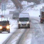 Cesty su vacsinou zjazdne moze tam byt sneh