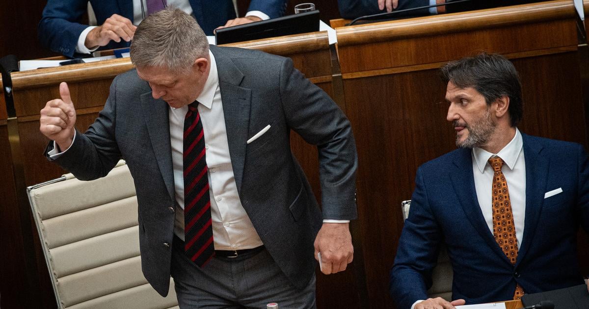 Fico by mal naozaj vypocut OECD a nepouzit navstevu len na marketing