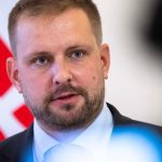 Minister Sasko predstavil poslancom plan narodneho nemocnice vo Vajnoroch