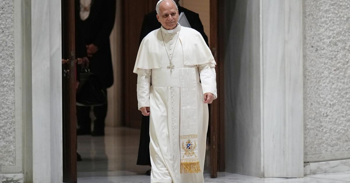 Papez prijal rodiny obeti poziaru v Crans Montane