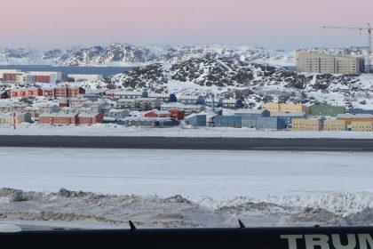 Trumpa pritahuje nerastne bohatstvo Gronska