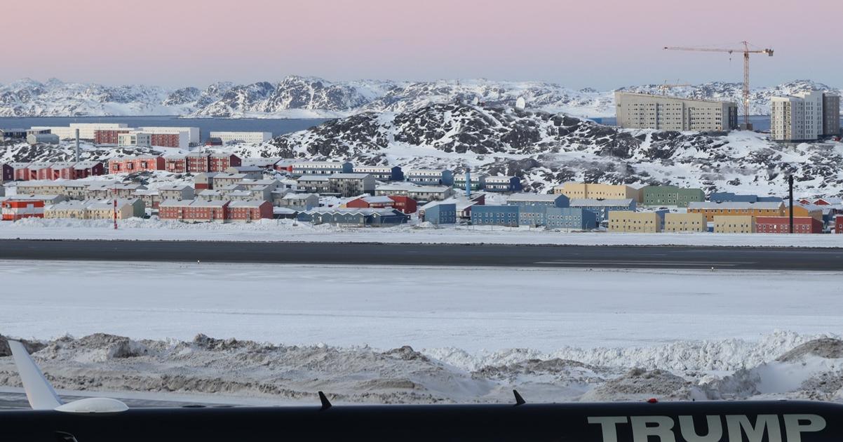 Trumpa pritahuje nerastne bohatstvo Gronska