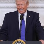 Akcie v USA ukoncili ziskovy tyzden rastom