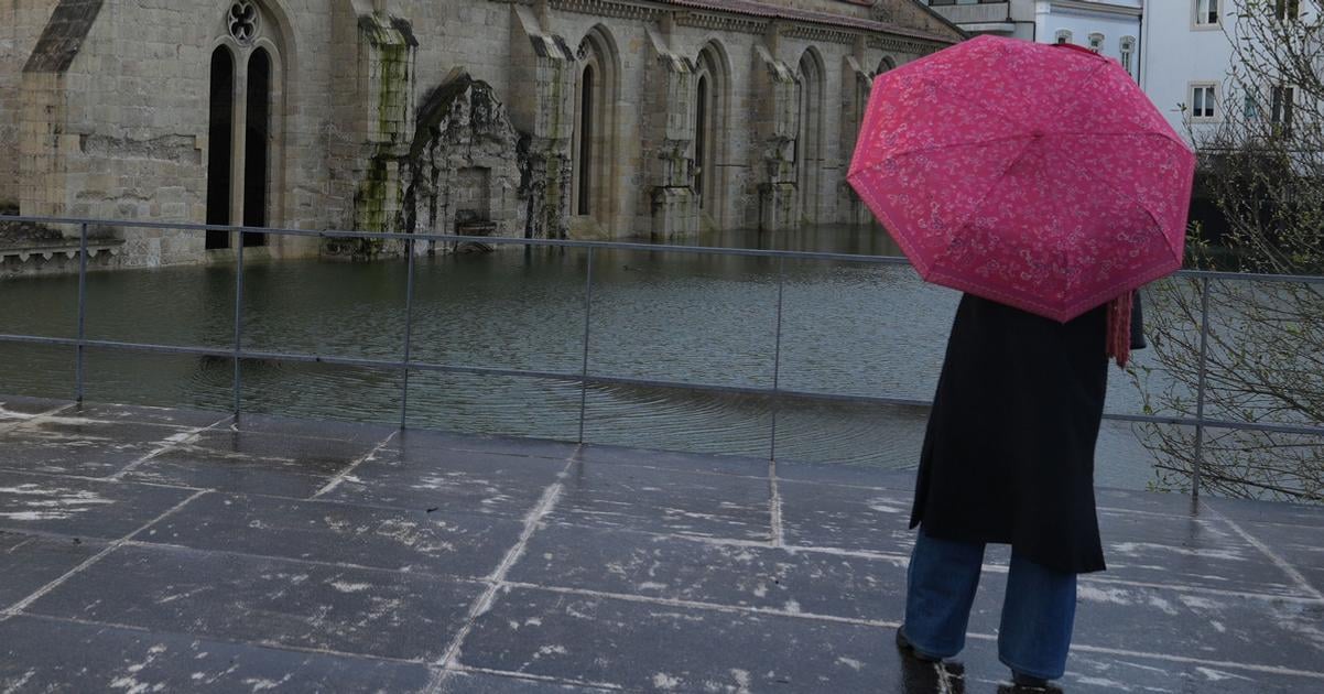 Juh Talianska opat zasiahli dazd a povodne