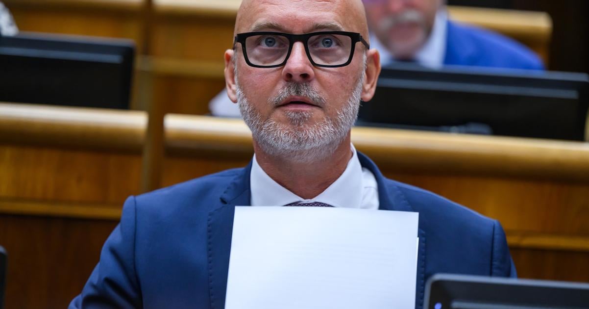 Koalicia podla Grohlinga nechce aby sa v parlamente diskutovalo o stave korupcie