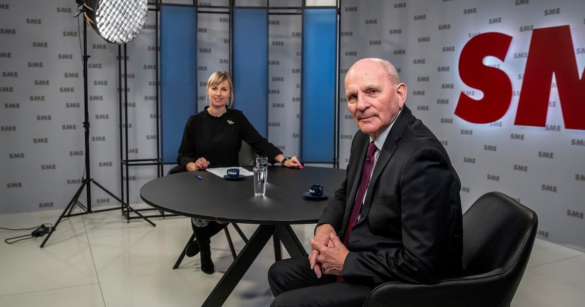 Miklosko v Arene Fico je unaveny clovek bez nastupcu Ak vsak opozicia zlyha prichod v este horsej podobe je na obzore